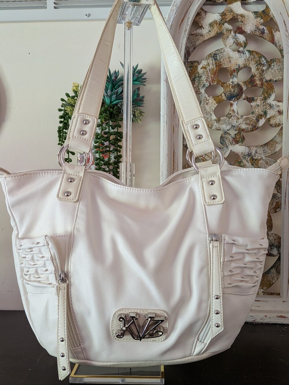 Kathy Van Zeeland White Leather Bag
